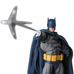 Mafex 105: Mafex Batman (Hush ver.) (tái bản)