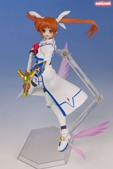 Figma 005: Nanoha Takamachi - Barrier Jacket ver. (Magical Girl Lyrical Nanoha)