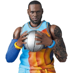 Mafex 197: Mafex LeBron James (Space Jam: A New Legacy ver.)