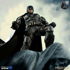 Mezco: Batman Tactical suit