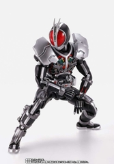 S.H.Figuarts: Kamen Rider Faiz Axel Form