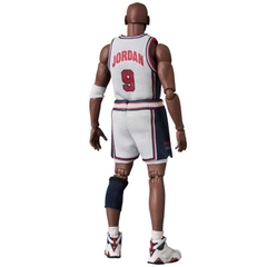 Mafex 132: Mafex Michael Jordan (1992 Team USA)