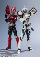 S.H.Figuarts: Kamen Rider Mach (Heisei Generations Edition)
