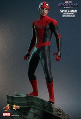 Hottoys MMS625: Hottoys Spiderman - Battling ver. (Spiderman: No Way Home)
