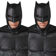 Mafex 056: Mafex Batman (Justice League)