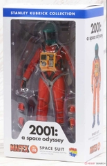 Mafex 110: Mafex Space Suit (Green Helmet & Orange Suit ver.)