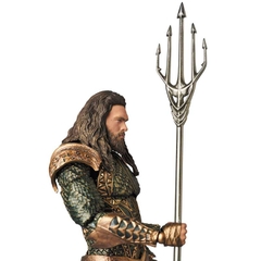 Mafex 061: Mafex Aquaman (Justice League)