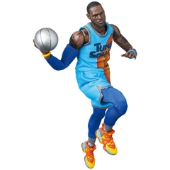 Mafex 197: Mafex LeBron James (Space Jam: A New Legacy ver.)