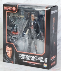 Mafex 191: Mafex T-800 (Terminator 2: Battle damage ver.)