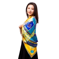 Khăn lụa Làng Miêu