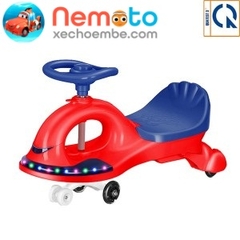 XE LẮC CÓ ĐÈN NHẠC CHO BÉ