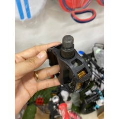Đôi bàn đạp (Pedal) xe đạp trẻ em loại tốt - cốt nhỏ (phi 10mm).