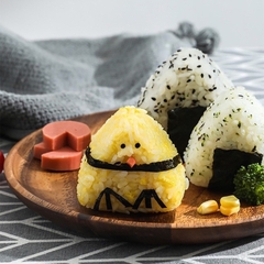 Bộ 7 khuôn làm cơm nắm BETO ngộ nghĩnh