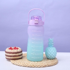 Bình nước 2 lít có chia vạch