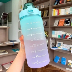 Bình đựng nước có ống hút 2000ml kèm sticker siêu cute