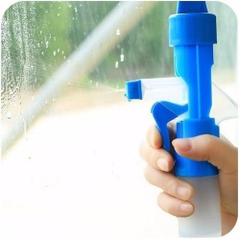 Cây Lau Kính Có Bình Xịt Thông Minh Kèm Bình Xịt