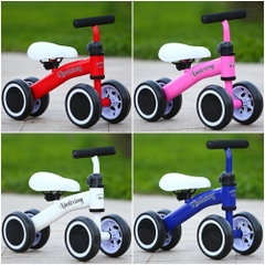 Xe Chòi Chân 4 Bánh Tự Cân Bằng Cho Bé