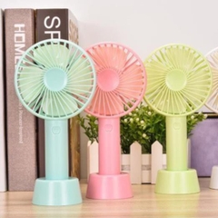 Quạt Mini Tíhh Điện Cầm Tay Có Đế Để Bàn 3 Tốc Độ Gió