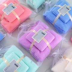 Set 2 Khăn Tắm Lông Cừu Xuất Hàn Cỡ Lớn Siêu Mềm Mịn Thấm Hút Nước Mới