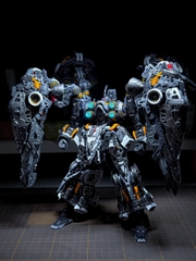 Đặt trước NZ-666 KSHATRIYA Solomon - Kèm led đa vị trí - 1300 chi tiết và 60 Runner