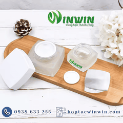 Hũ thủy tinh đựng mỹ phẩm dáng vuông 27g 77g màu mờ