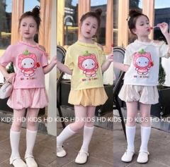 G867-Set Kitty lệch vai quần bí caro (09.26kg)