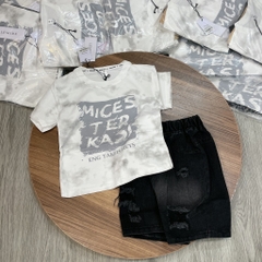 T401-Set áo trắng chữ quần jean xanh (10.28.270)