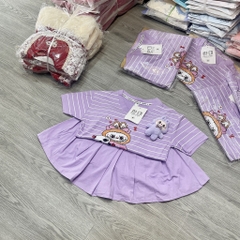 G296-Set áo kẻ chân váy cotton kèm labubu