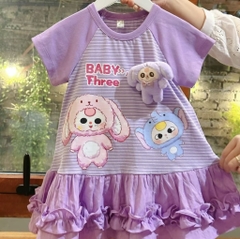 V243-Váy phối kẻ gắn Baby Three (10.28.256)