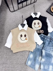 T276-Set sơ mi gile nâu mặt cười quần jean