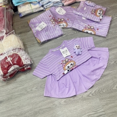 G296-Set áo kẻ chân váy cotton kèm labubu