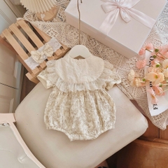 BD087-Body suit xô thỏ nâu kèm yếm ren