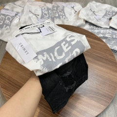 T401-Set áo trắng chữ quần jean xanh (10.28.270)
