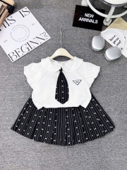 G554-Set MIN trắng cv kẻ đen (12.18.371)