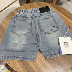 Q304-Quần jean ngố QC dấu + xịn (27.40kg)