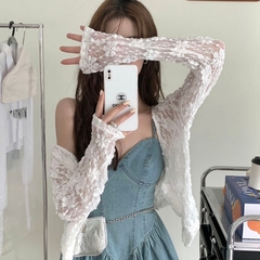 [A420] Áo khoác nữ mỏng nhẹ REN HÌNH HOA CROPTOP phối NÚT mềm mại ôm dáng xinh xắn - L2M (New)