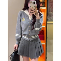 [A468] Áo len nữ Montoghi dệt kim CỔ V THỦY THỦ PHỐI VIỀN LOGO cài nút tay dài sang trọng - L2M (New)