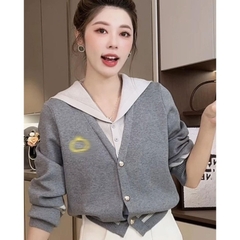 [A468] Áo len nữ Montoghi dệt kim CỔ V THỦY THỦ PHỐI VIỀN LOGO cài nút tay dài sang trọng - L2M (New)