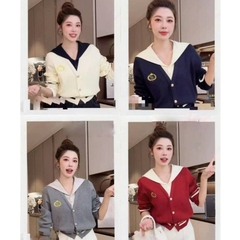 [A468] Áo len nữ Montoghi dệt kim CỔ V THỦY THỦ PHỐI VIỀN LOGO cài nút tay dài sang trọng - L2M (New)