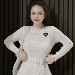 [A239] Áo len thun nữ Montoghi dệt kim CROPTOP logo TAM GIÁC phối VIỀN RÁCH tay dài cá tính - L2M  (Hot)