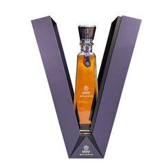 1800 Milenio Extra Anejo Tequila GBX 70cl