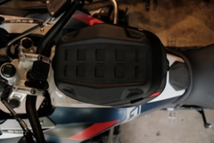 Túi cài bình xăng SW-Motech Yukon WP 6L. CBC MOTO GEAR
