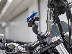 Quadlock Handlebar Clamp Bolt Mount