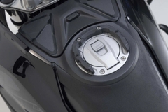 Ngàm Cài Túi Bình Xăng SW-Motech cho GS 1300