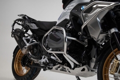 Khung chống đổ SW - Motech dưới của xe BMW R 1250 GS màu bạc