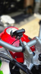 Giá đỡ điện thoại Chigee CG2 (có sạc)