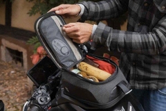 Túi Cài Bình Xăng Sw-Motech Legend Gear Tank Bag LT4 (4 - 6L)