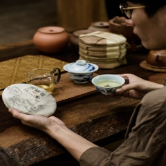 Phổ nhĩ sống Nam Nho Sơn bánh 200g 2023