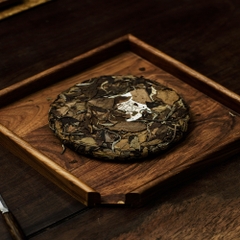 Bạch trà Vân Bạch Hương bánh 200g 2022