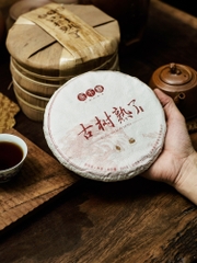 Phổ nhĩ chín Cổ Thụ Thục Liễu bánh 300g 2018